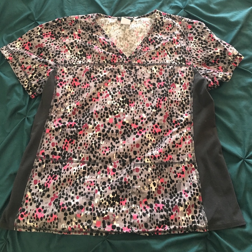 Cherokee Flexibles Scrub Top
