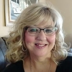 Meet your Posher, Stacey