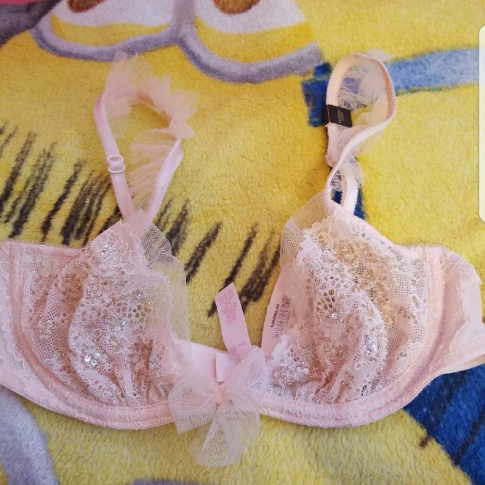 New vs bra