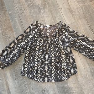 American Eagle long sleeve shirt.