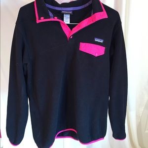Patagonia Womens Black/Wht Fleece Pullover