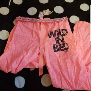 Nwt vs pink pajama bottoms