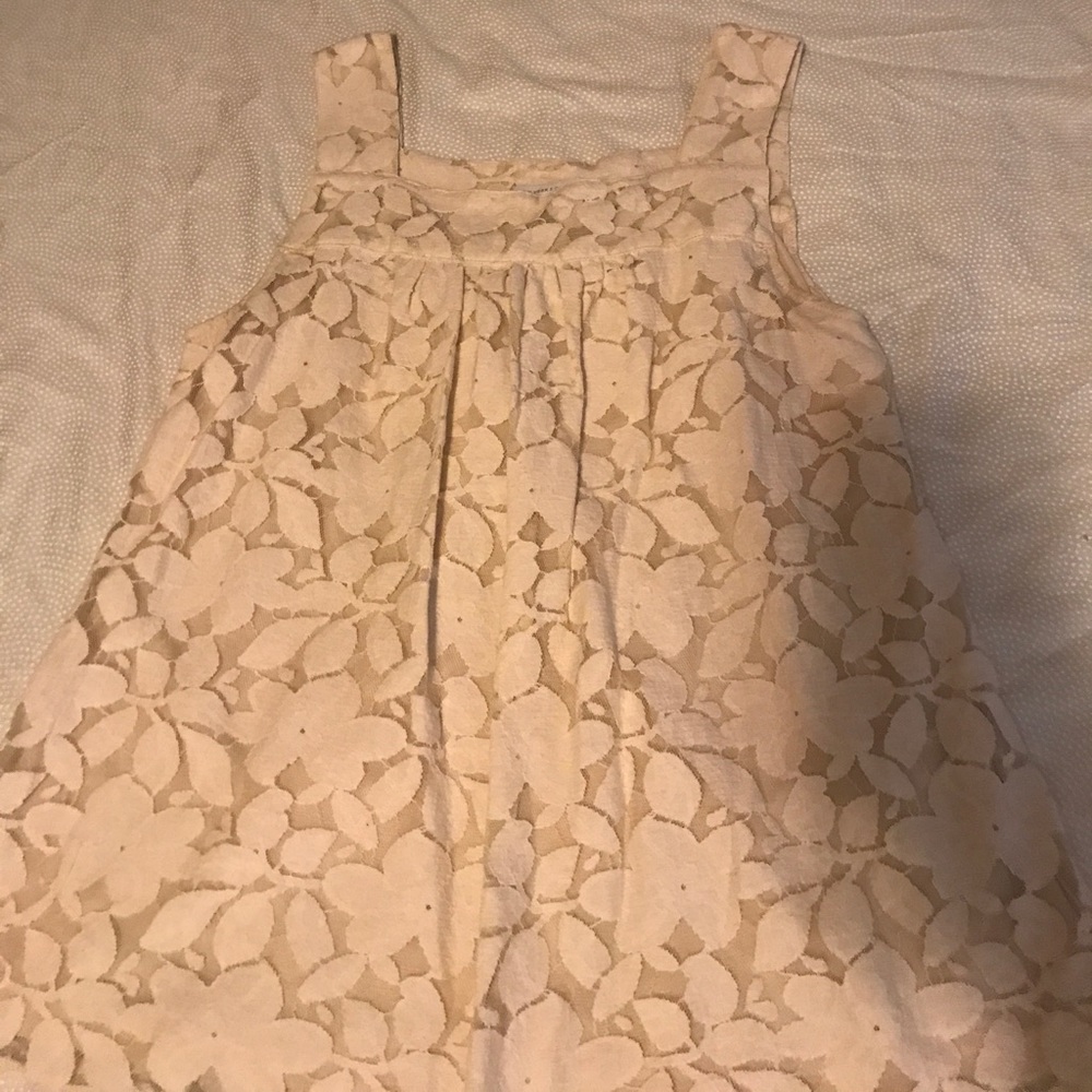 Pretty 👚 .. Medium size