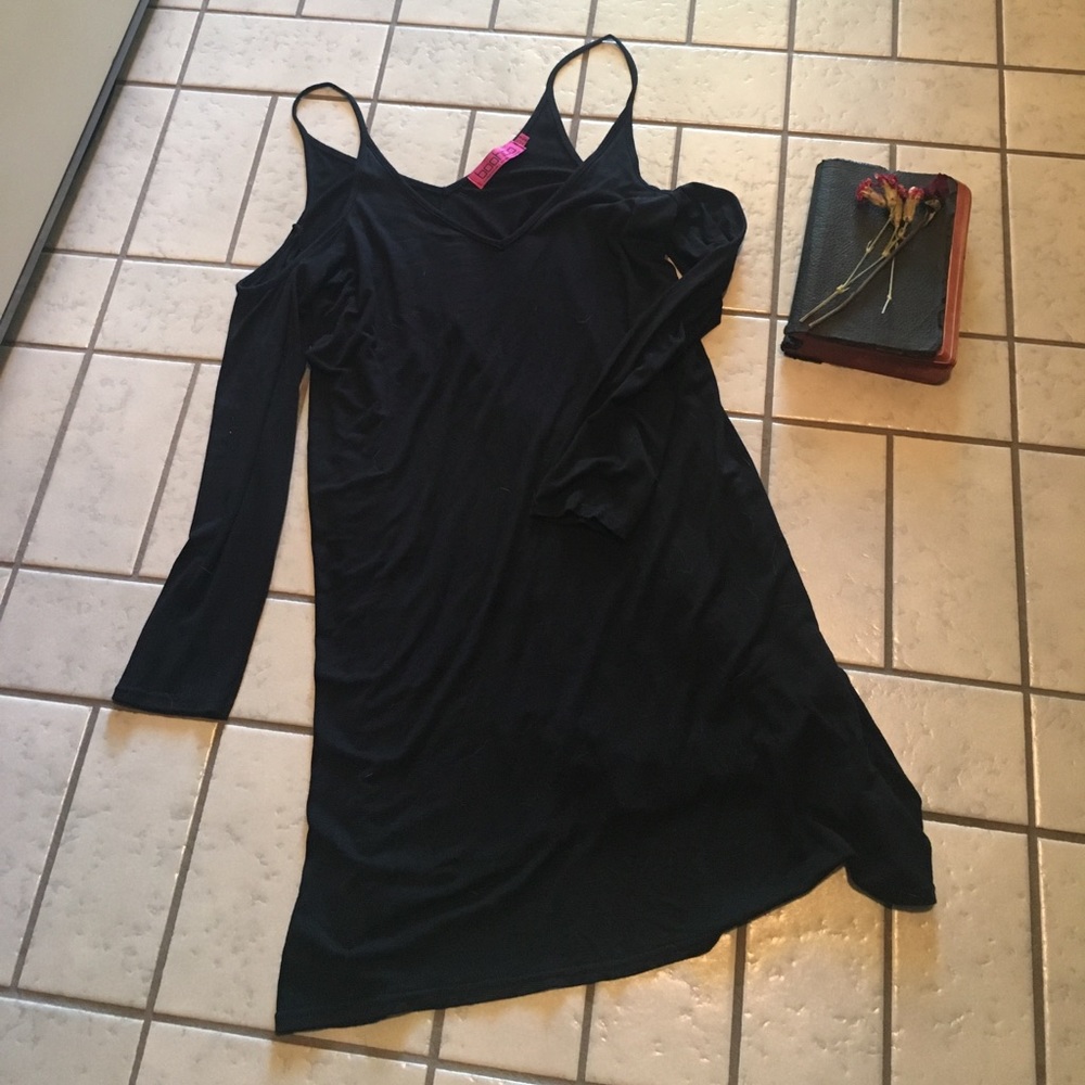 BOOHOO Cold Shoulder Dress US size 12