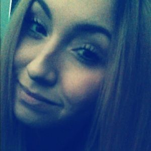 Meet your Posher, Mollie