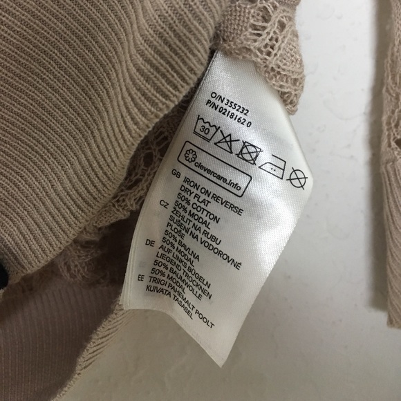 Smart Looking Cardigan - Picture 4 of 4