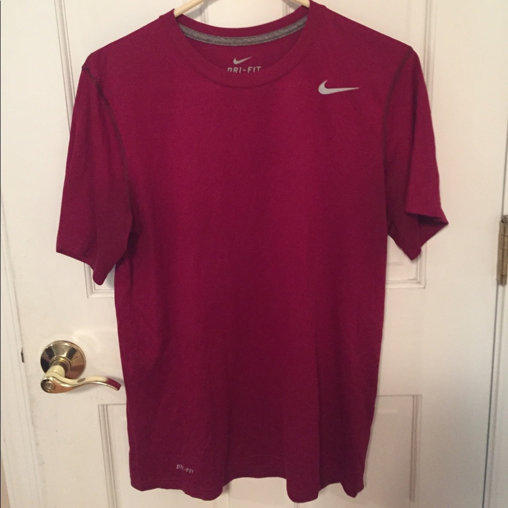 Mens Nike dri fit shirt