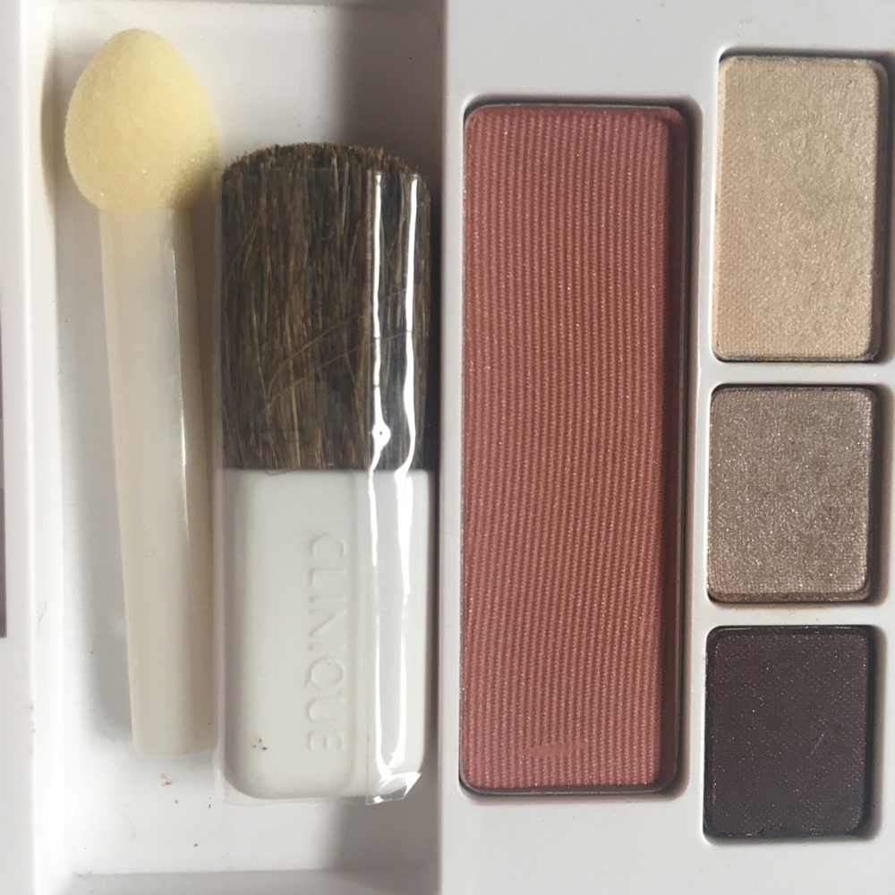 all about eyeshadow trio clinique - Picture 4 of 5