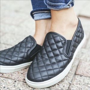 Steve Madden Black Ecentrcq Sneakers