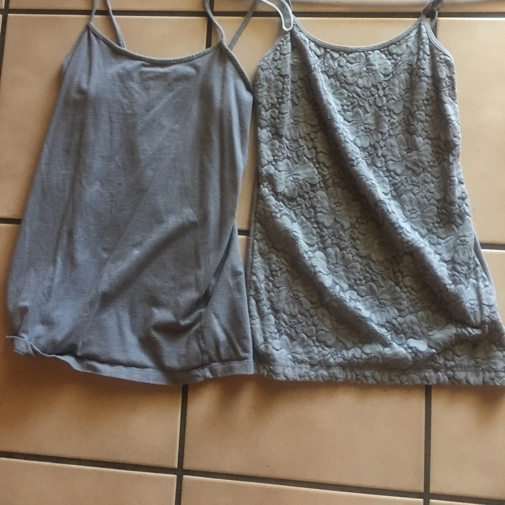 Gray tank top bundle