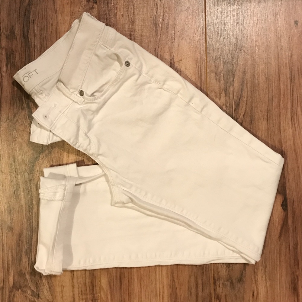 Ann Taylor Loft Modern Straight Cropped Jean