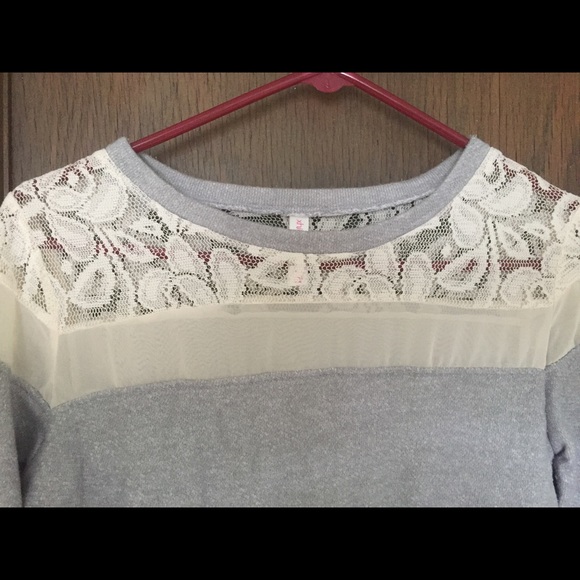 Long sleeve top - Picture 2 of 2