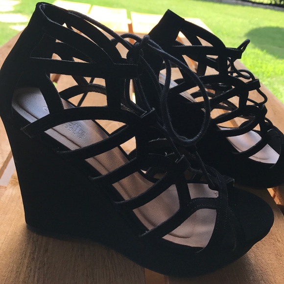 Black Suede Wedges - Picture 1 of 3