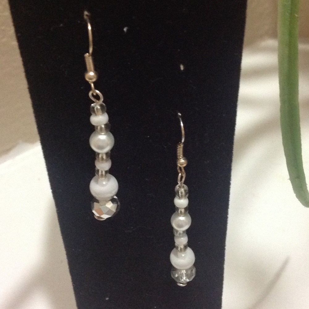 Beautiful Bridal Earrings NWOT