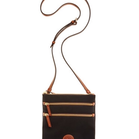 DOONEY & BOURKE CROSS BODY PURSE - Picture 2 of 2