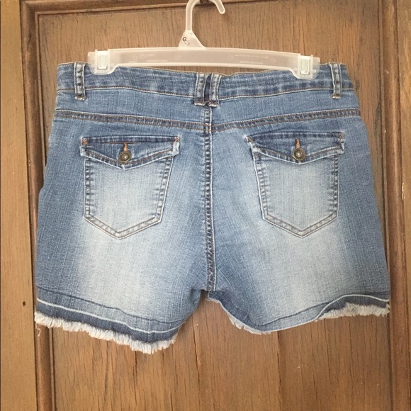 Arizona jean shorts size 16 - Picture 2 of 2
