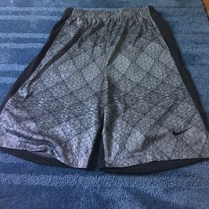 🗣basketball shorts🗣