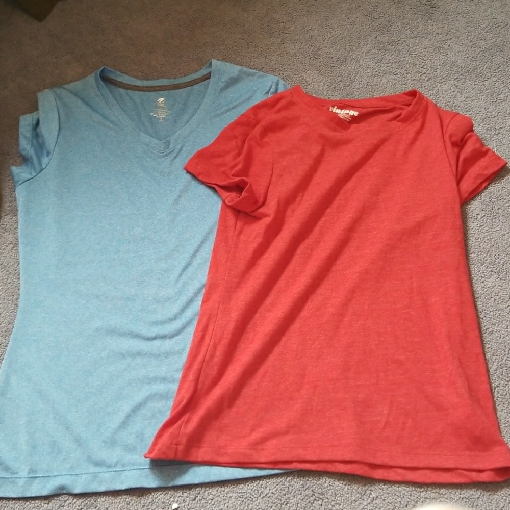 2 t-shirt bundle!