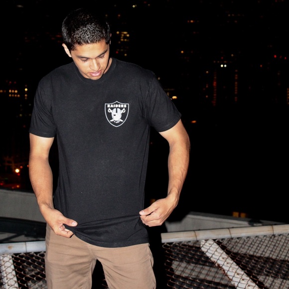 LAS VEGAS RAIDERS MODERN FIT T SHIRT - Picture 3 of 4