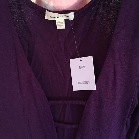 Urban Outfitters Purple V-Neck Long Sleeve - Picture 2 of 3