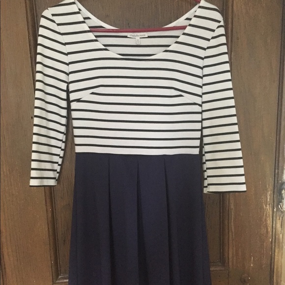 Charlotte Russe mid dress - Picture 1 of 1