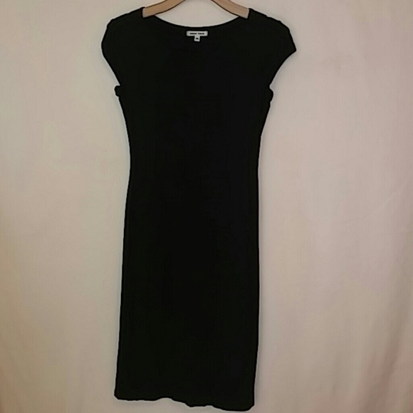 Velvet torch dress. - Picture 2 of 6