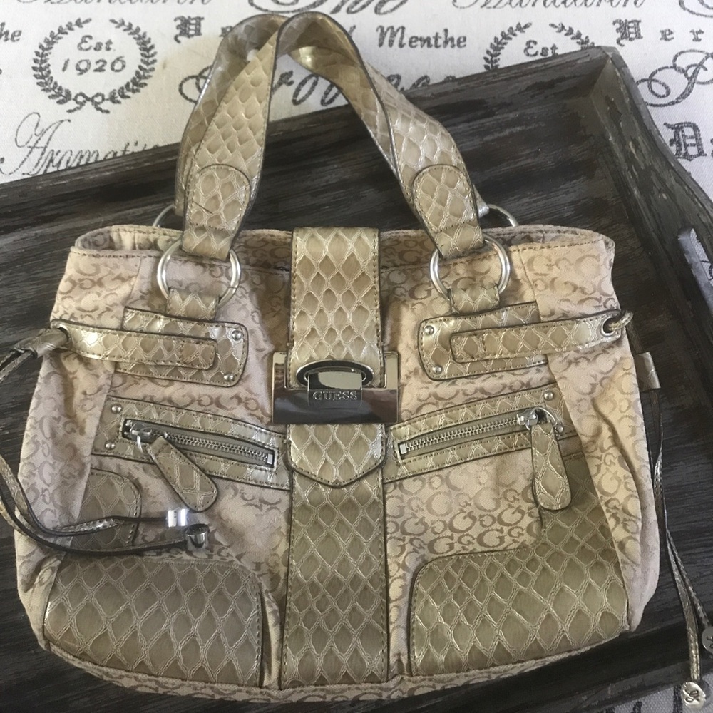 Guess purse