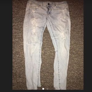 American Eagle Distressed Jeans