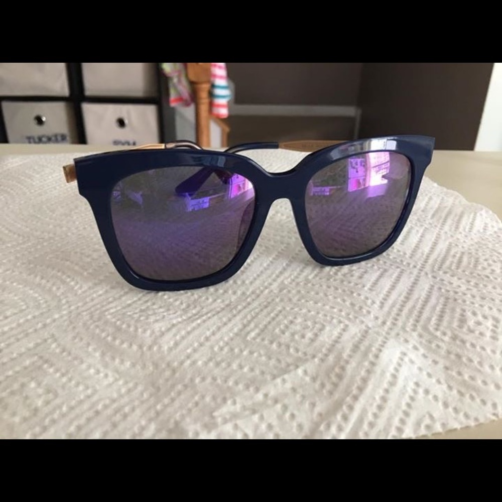 DIFF eyewear
