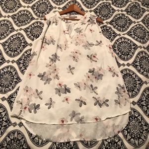 Hi-Lo Floral Top
