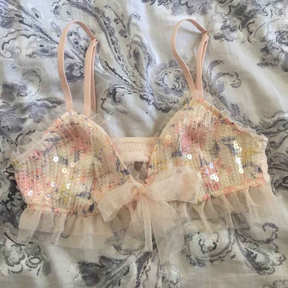 VS bralette