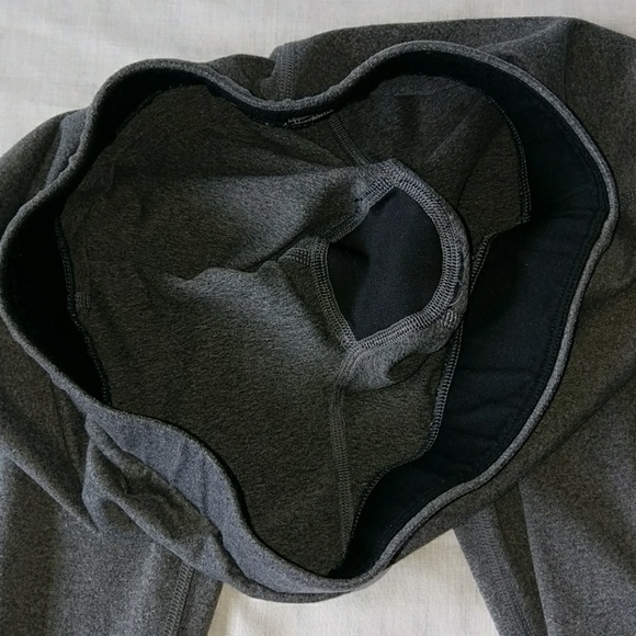 UA womens small fitted cropped legging heatgear S - Picture 7 of 8