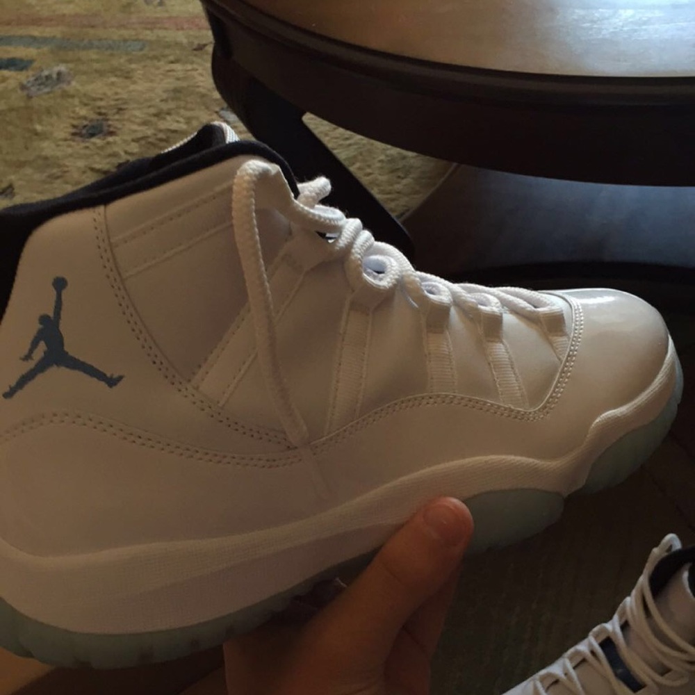 Jordan 11s Legend blues