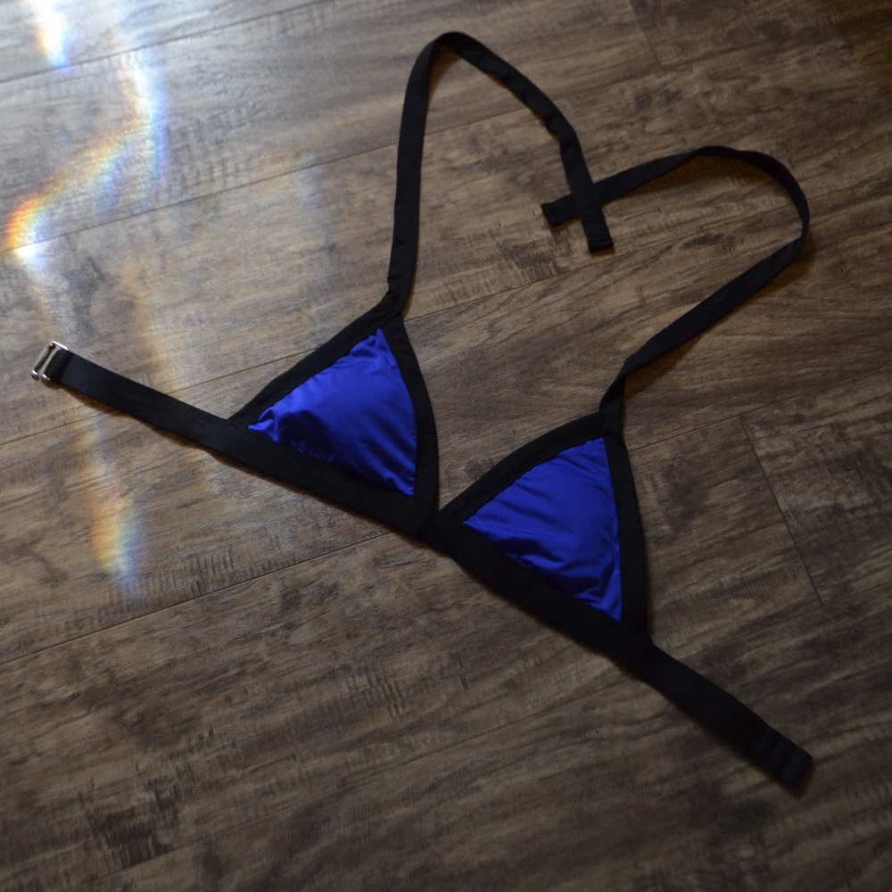 black n blue bathing suit top