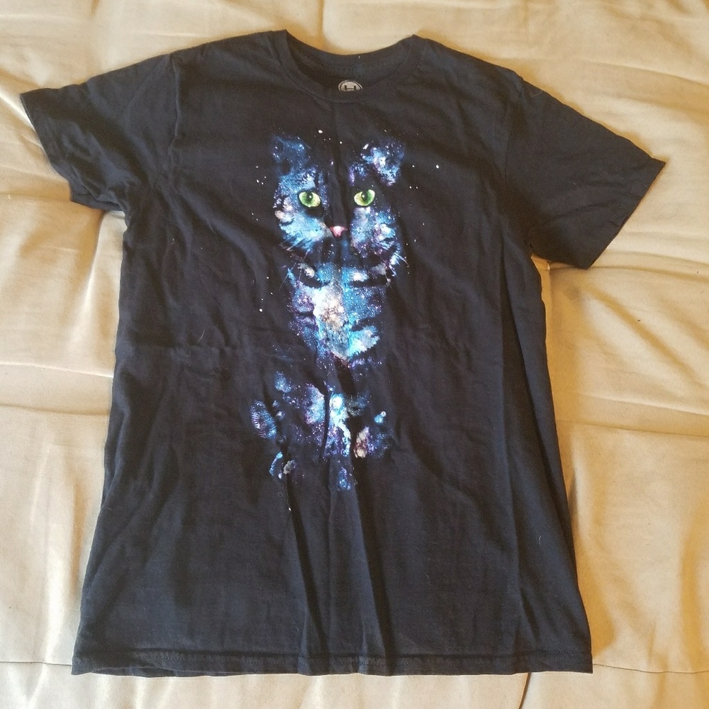 Galaxy cat shirt B2G1 FREE