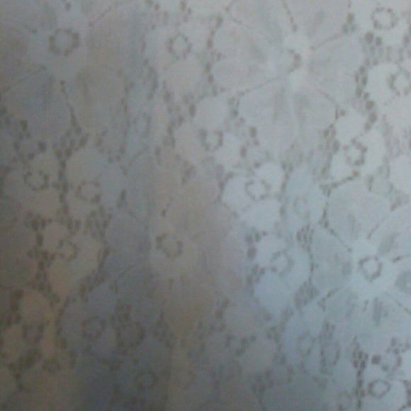 On hold sweet lace top - Picture 2 of 3