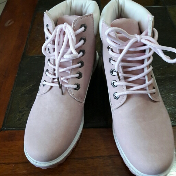 NWT CAMOUFLAGE MARTIN ANKLE BOOTS - Picture 2 of 5