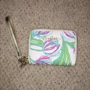 Lilly Pulitzer wallet wristlet