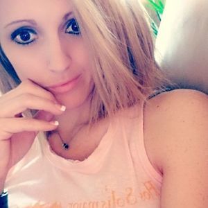 Meet your Posher, Krystal