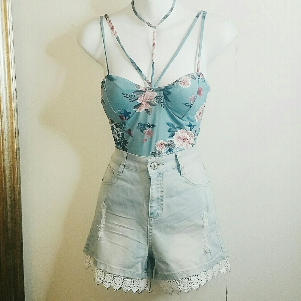 Mia body suit