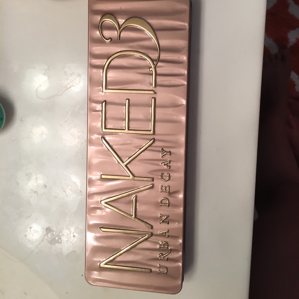 Urban decay naked 3 pallet