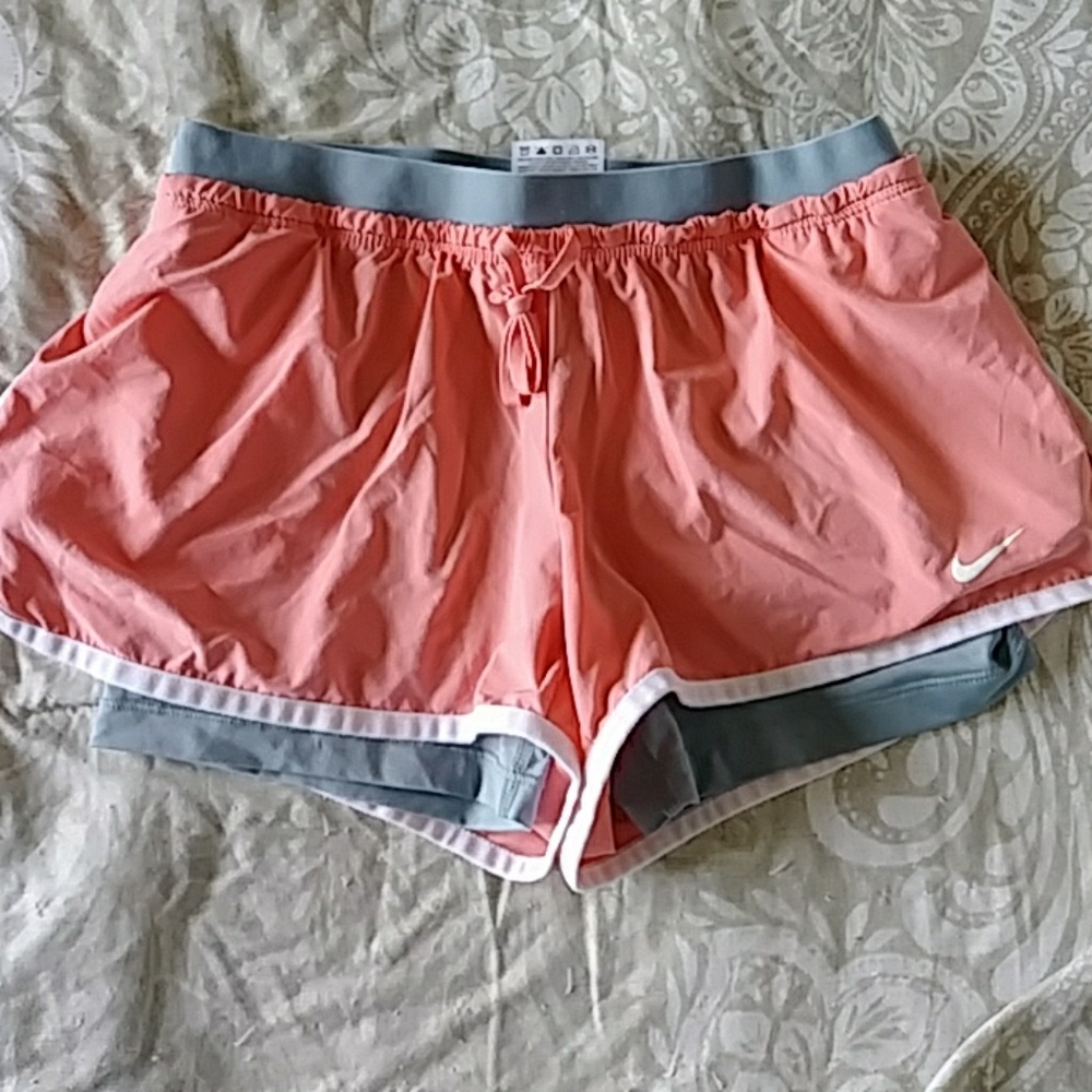 Nike dri-fit active shorts barely worn