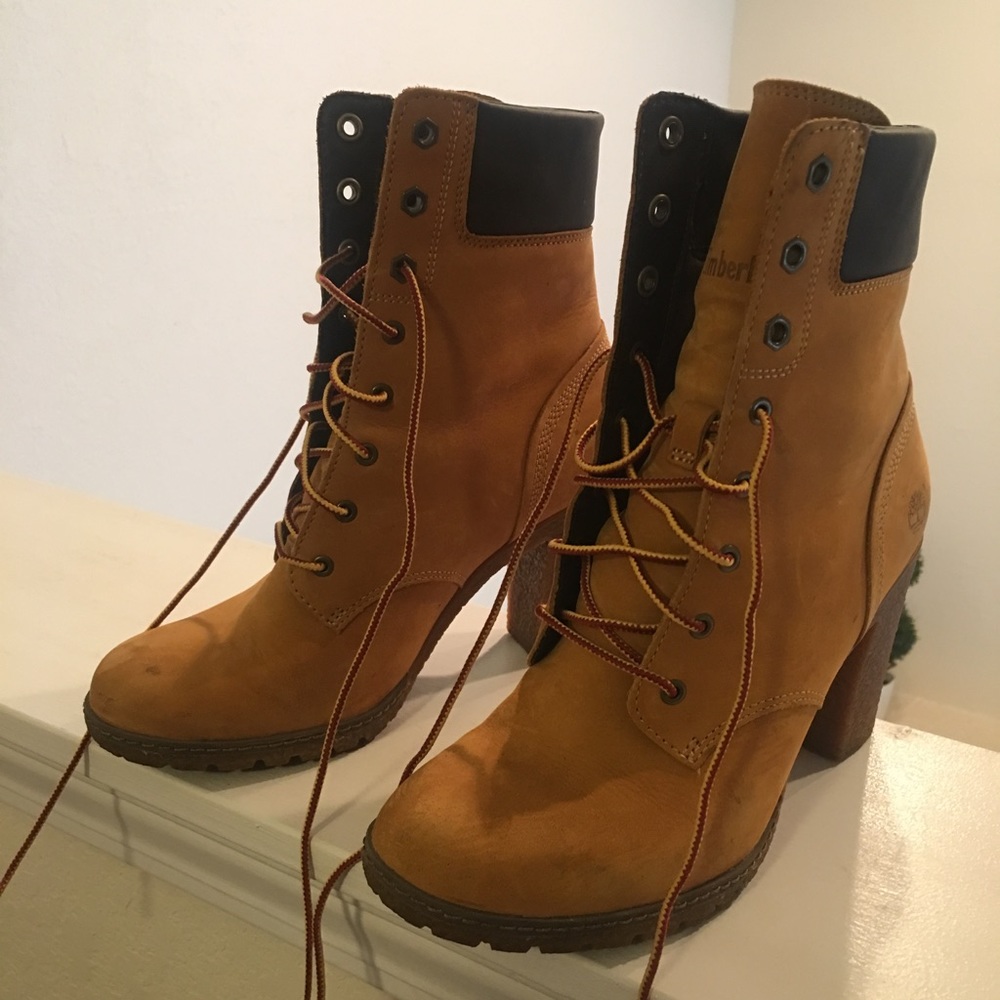 Timberland heel boots size 8