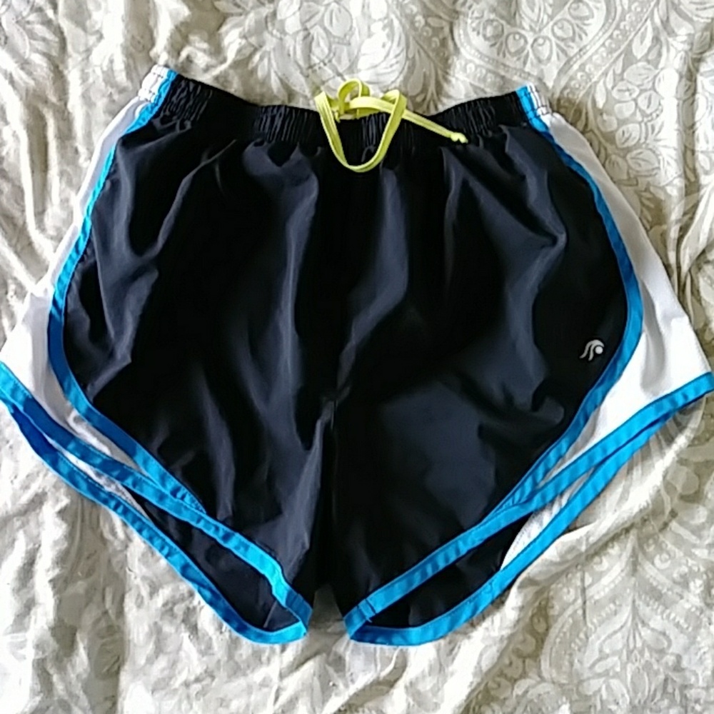 Ideology active shorts