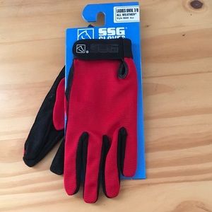 SSG All Weather Gloves (red)