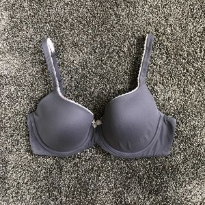 Victoria's Secret 32DD Body Lined Demi Bra
