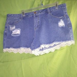 Forever 21 plus size shorts 18