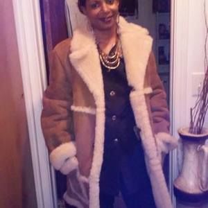 Meet your Posher, Louise