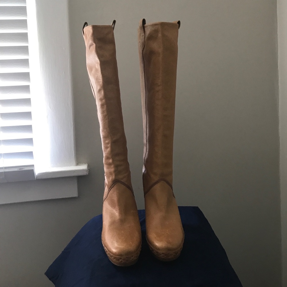 COLE HAAN LEATHER BOOTS