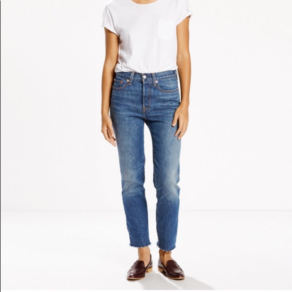 Levi’s wedgie fit jeans